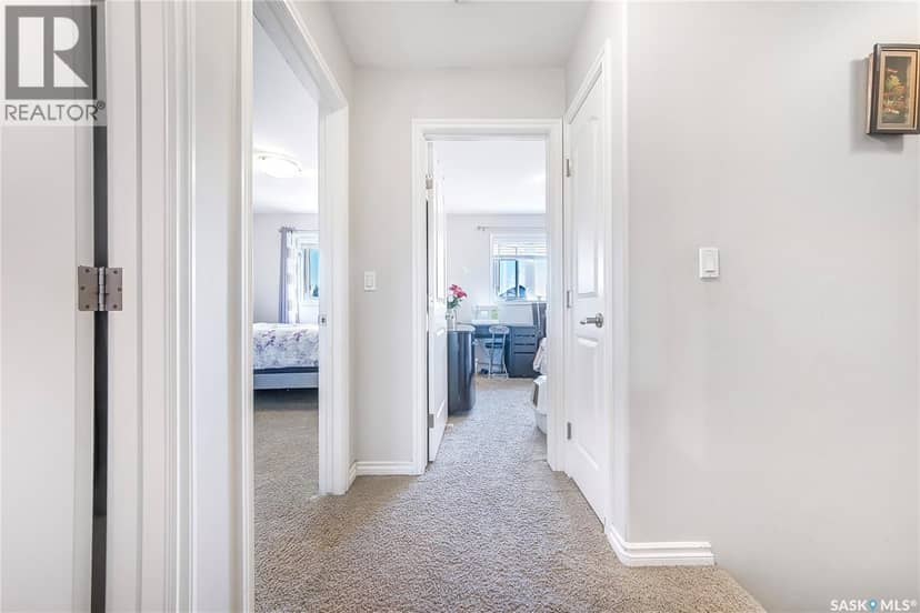 511 Coad CRESCENT — photo 23 of 40
