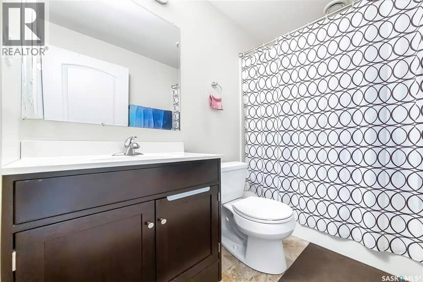 511 Coad CRESCENT — photo 31 of 40