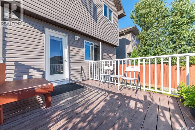 511 Coad CRESCENT — photo 35 of 40
