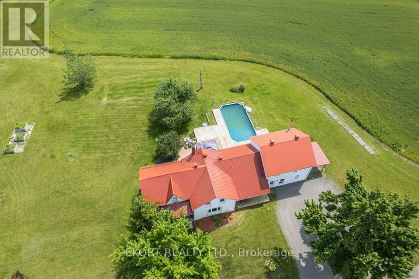 272 Coutts Road — photo 12 of 40
