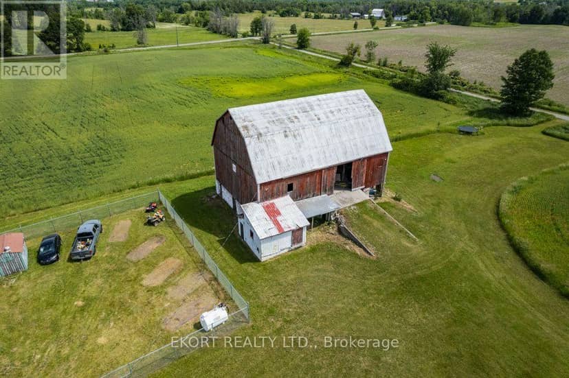 272 Coutts Road — photo 17 of 40