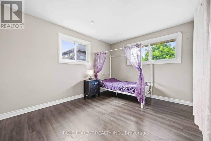 6 York Street — photo 18 of 40