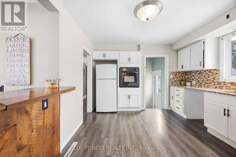 6 York Street — photo 9 of 40