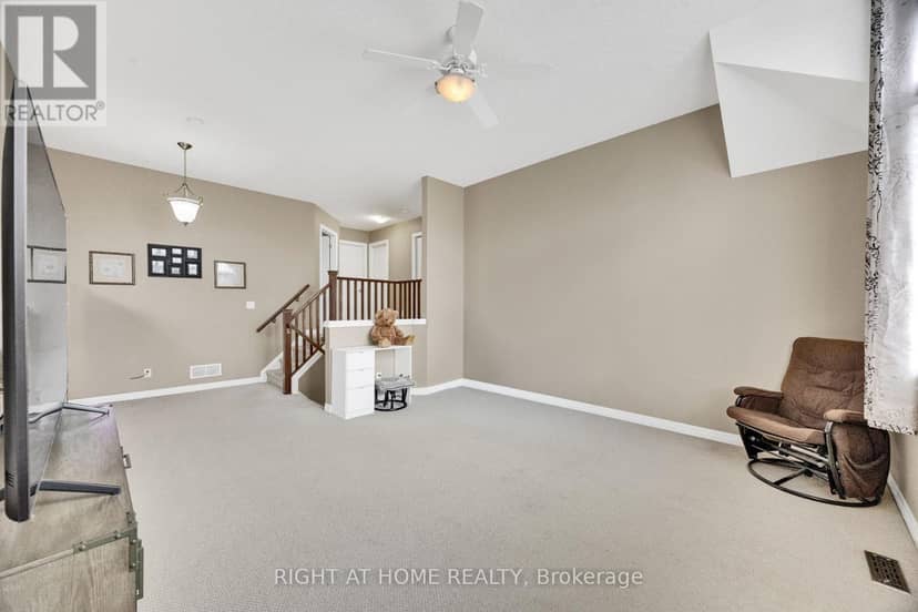 3184 Pomeroy Lane — photo 16 of 40