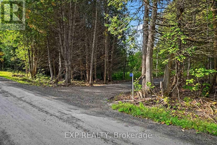 1585 Darling Road — photo 2 of 6