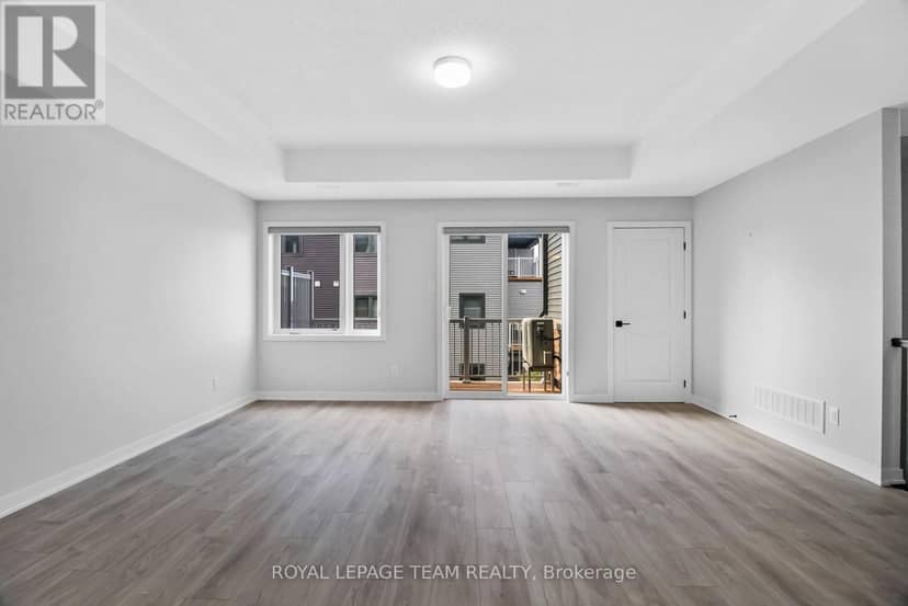 802 Parnian Private — photo 12 of 31