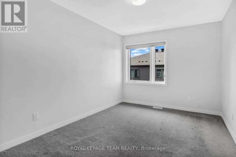 802 Parnian Private — photo 18 of 31