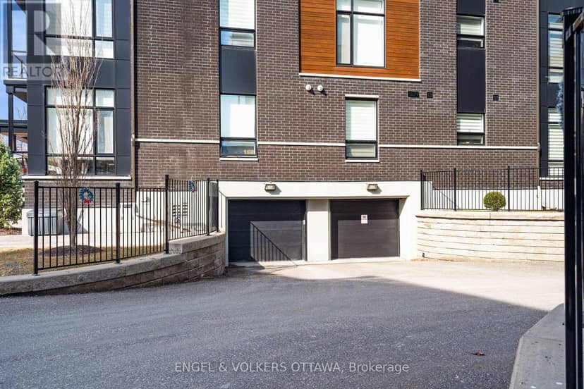 402 - 110 Cortile Private — photo 29 of 32