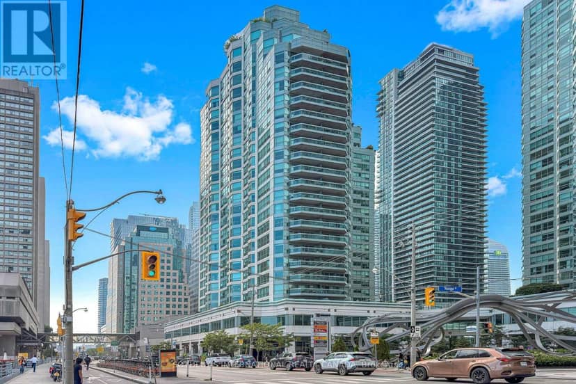 414 - 10 Queens Quay W — photo 3 of 40
