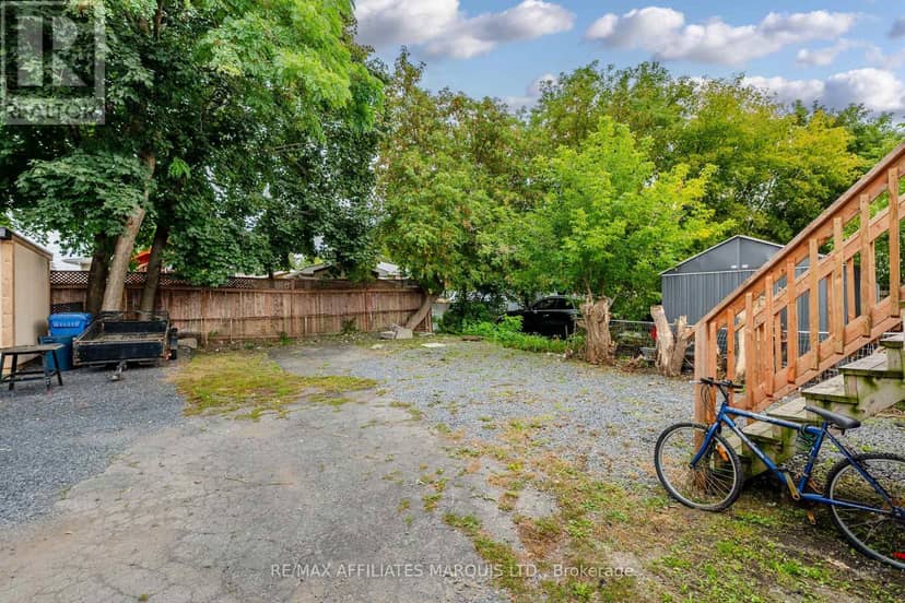 95 Lefebvre Avenue — photo 5 of 8