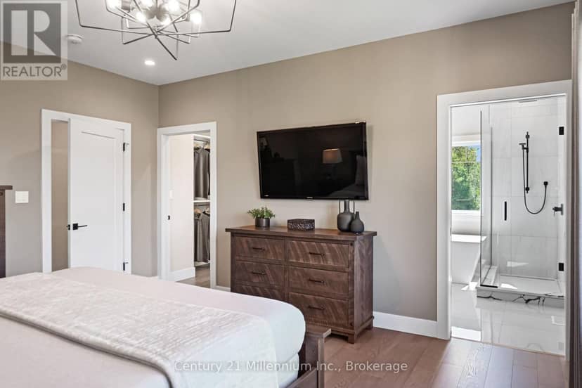 150 Louise Creek Crescent — photo 29 of 40
