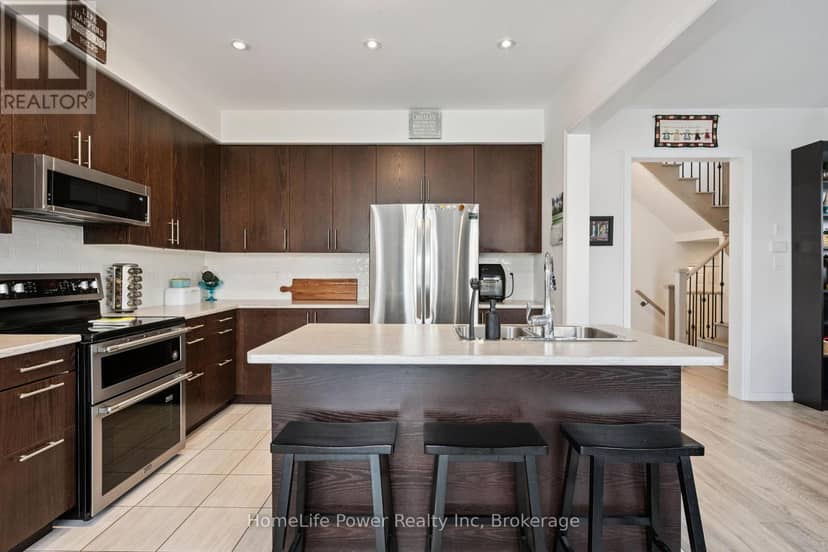 54 Elliot Avenue E — photo 14 of 40