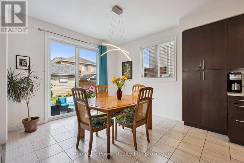 54 Elliot Avenue E — photo 18 of 40