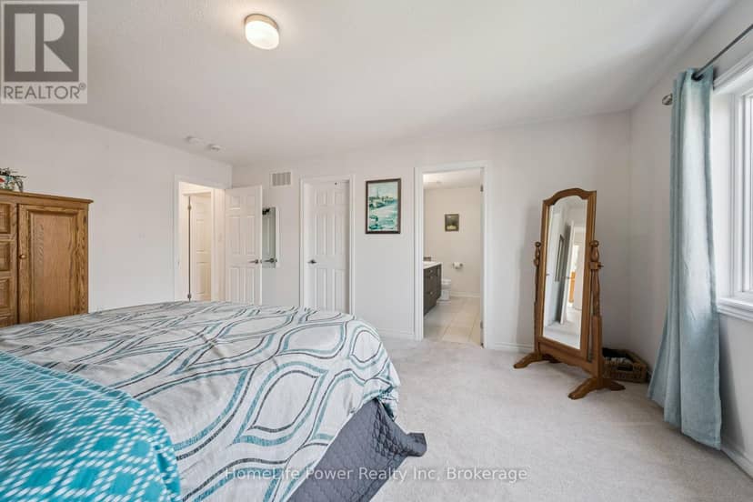 54 Elliot Avenue E — photo 23 of 40