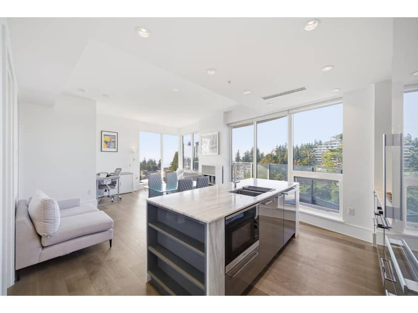 602 1500 MARTIN STREET, White Rock, photo 8
