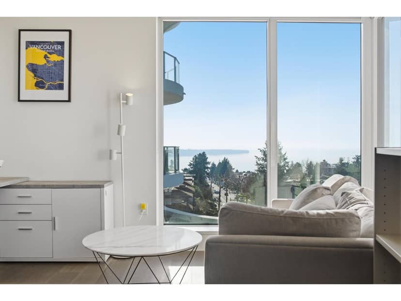 602 1500 MARTIN STREET, White Rock, photo 2