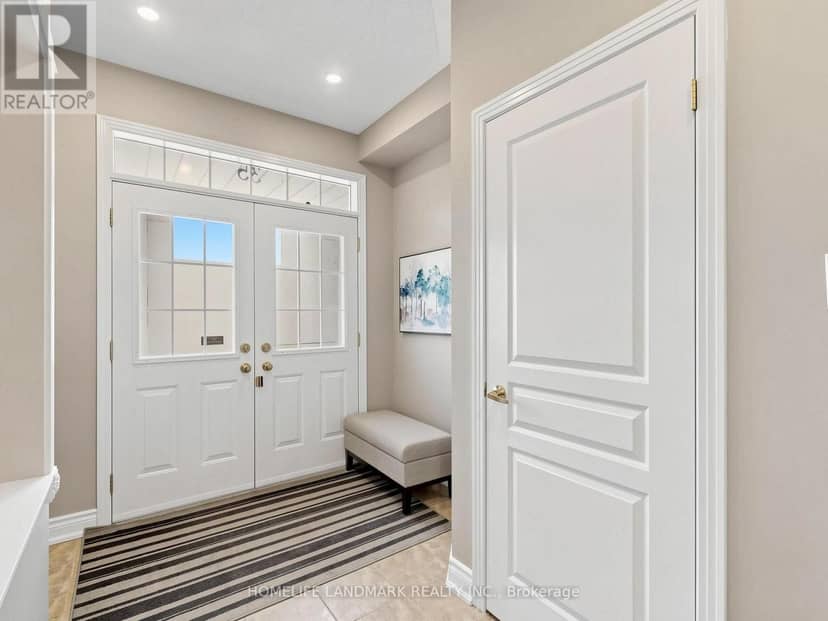 35 Sanderson Road, Markham, photo 3