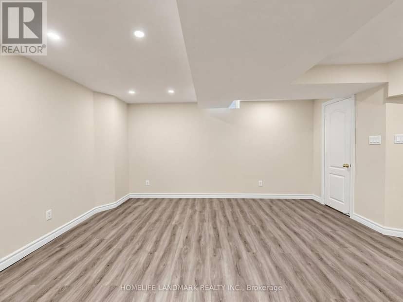 35 Sanderson Road — photo 33 of 40