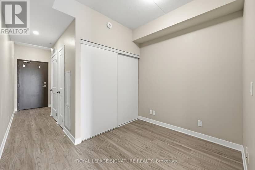 1103 - 15 Queen Street S — photo 10 of 17