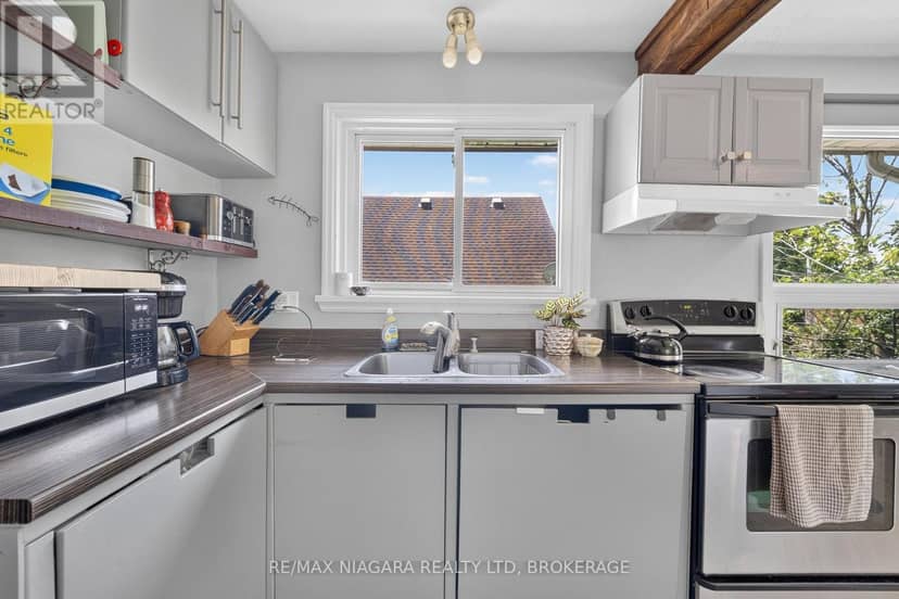 30 Shotwell Street — photo 15 of 40