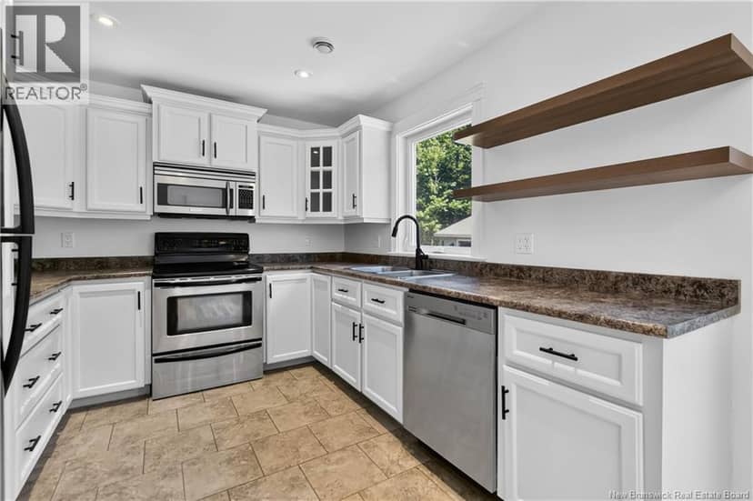 124 Rouse Street — photo 12 of 40
