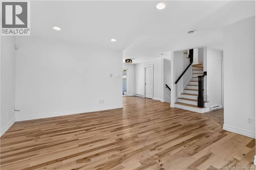 124 Rouse Street — photo 9 of 40