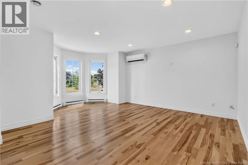 124 Rouse Street — photo 7 of 40