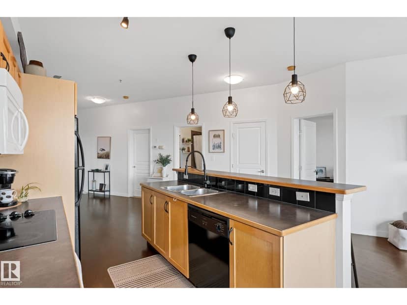 #408 4835 104A ST NW, Edmonton, photo 7