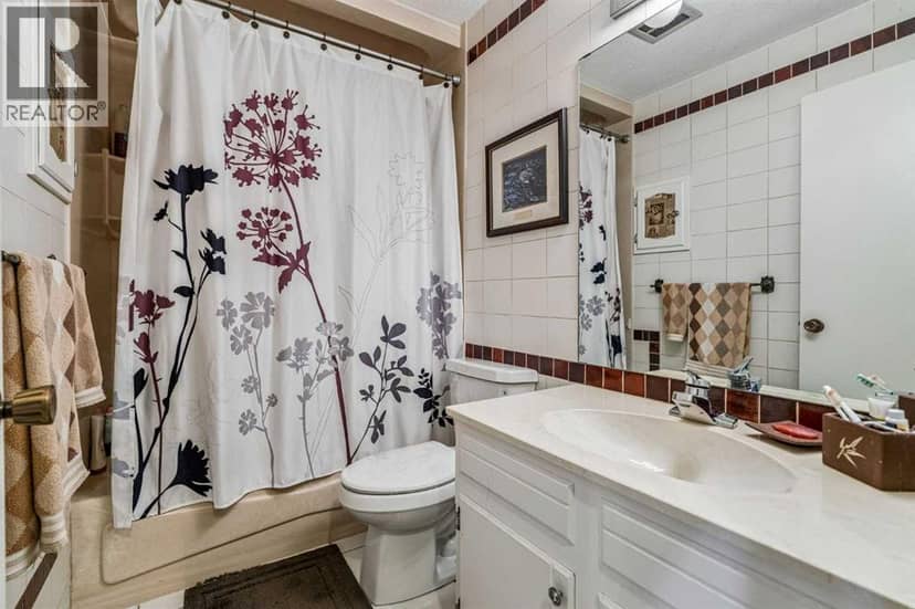 708 Lake Bonavista Drive SE — photo 26 of 40