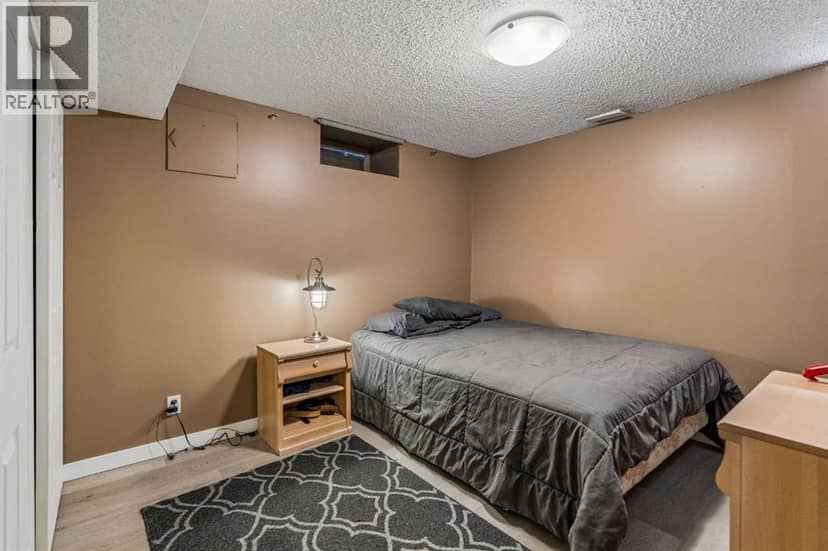 708 Lake Bonavista Drive SE — photo 31 of 40