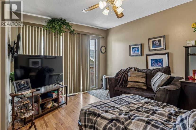 708 Lake Bonavista Drive SE — photo 23 of 40