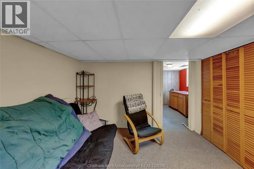 94 Dundas STREET — photo 35 of 40