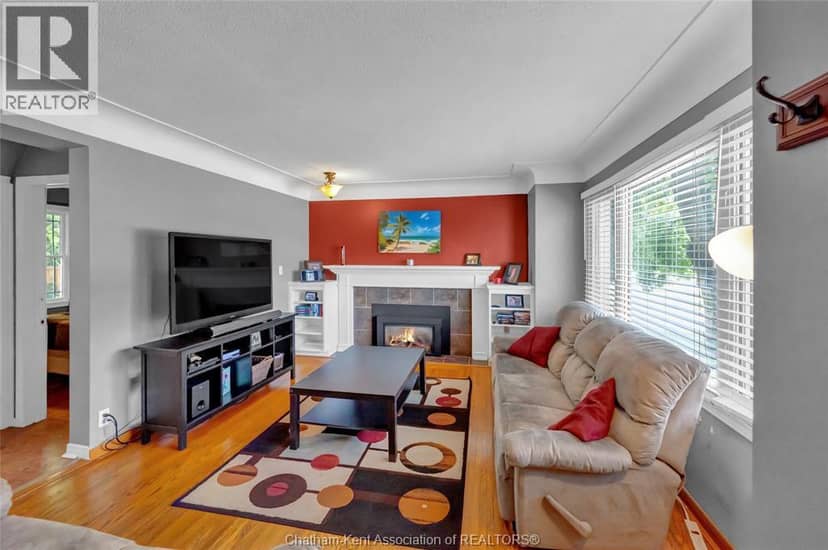 94 Dundas STREET, Wallaceburg, photo 8