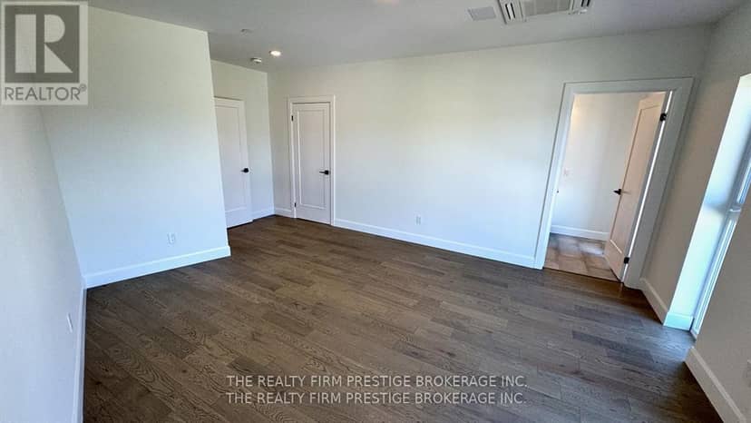 B118 - 2082 Lumen Drive — photo 7 of 8
