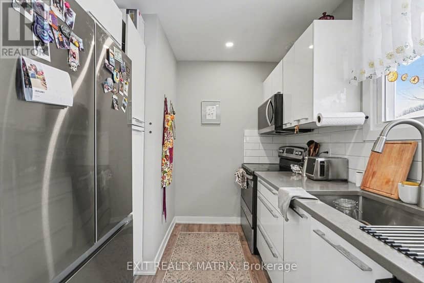 91 Sheldrake Drive — photo 12 of 38