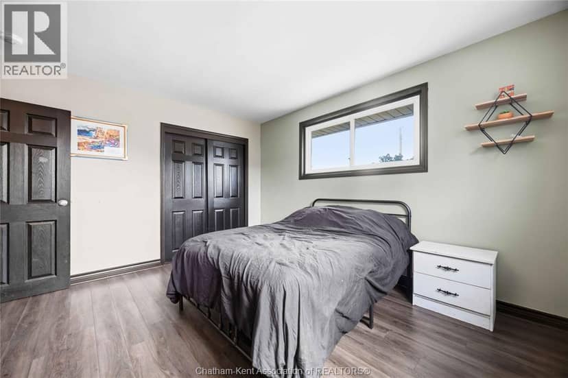 6 York STREET — photo 20 of 40