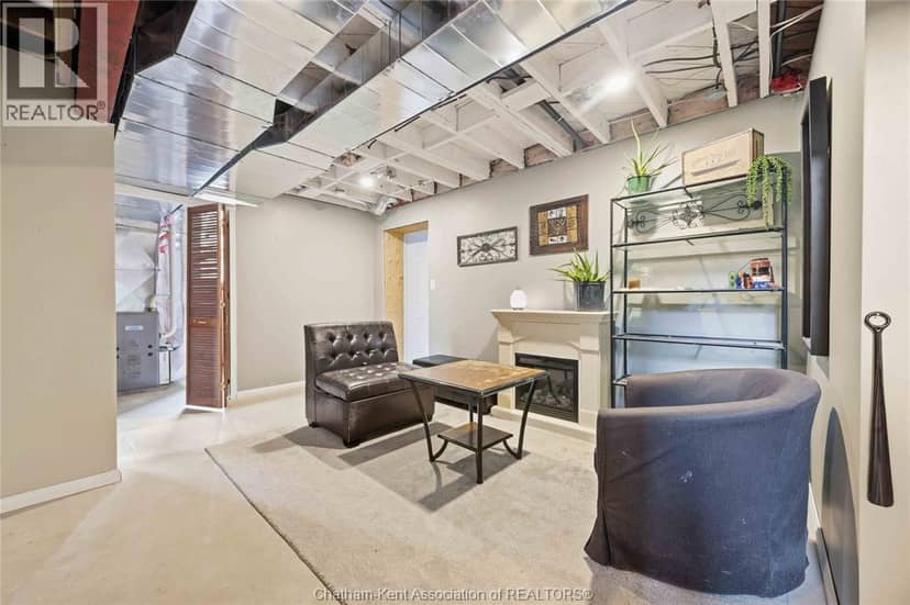 6 York STREET — photo 28 of 40