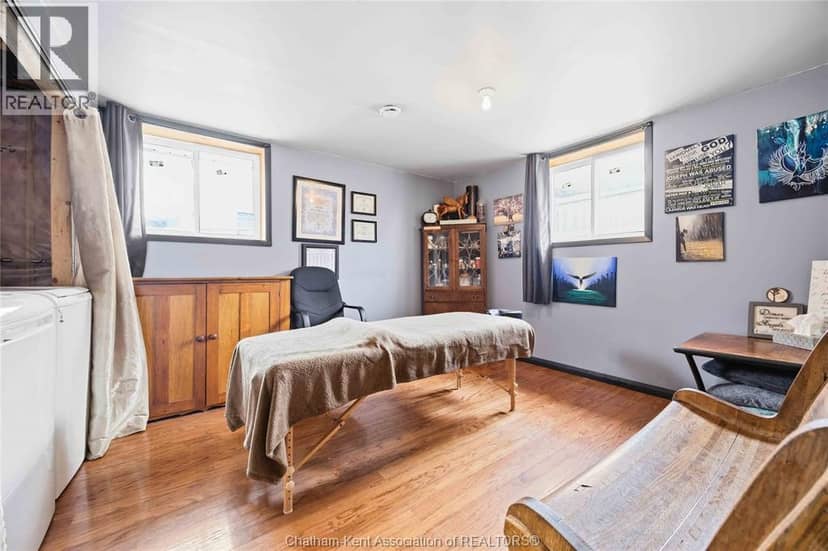 6 York STREET — photo 31 of 40