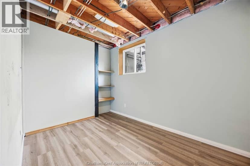 6 York STREET — photo 34 of 40