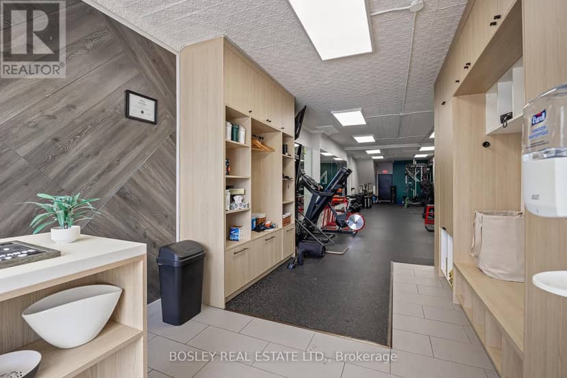 511 Mount Pleasant Road, Toronto, photo 5