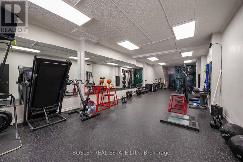 511 Mount Pleasant Road, Toronto, photo 8