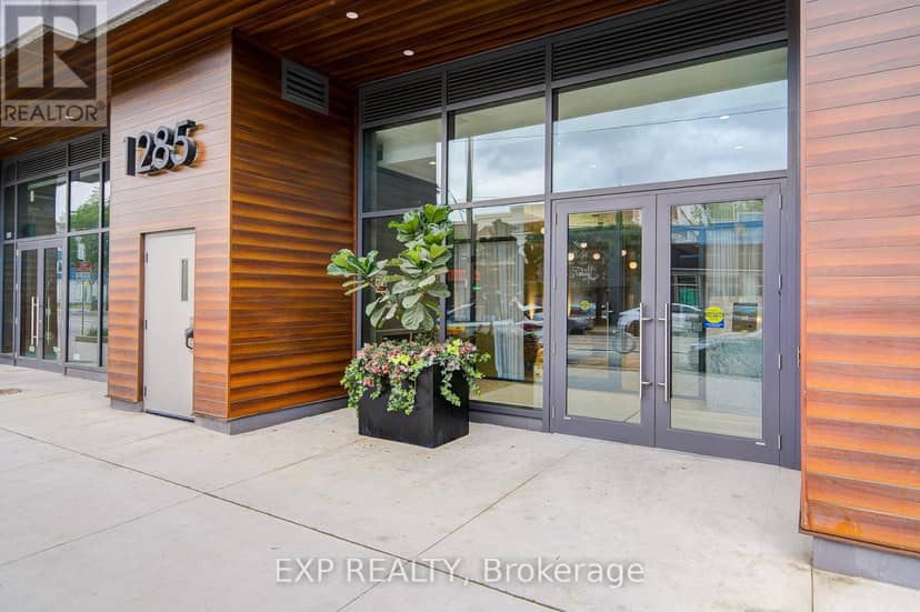 211 - 1285 Queen Street E — photo 19 of 24