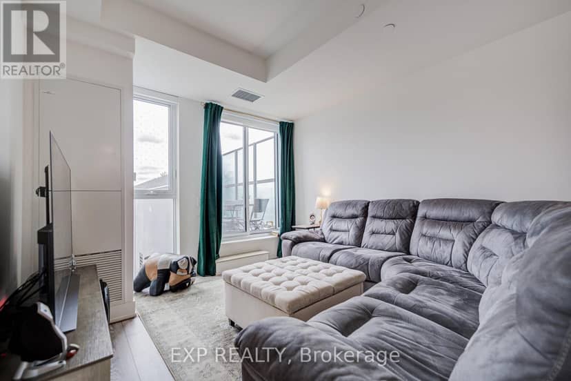 211 - 1285 Queen Street E — photo 5 of 24