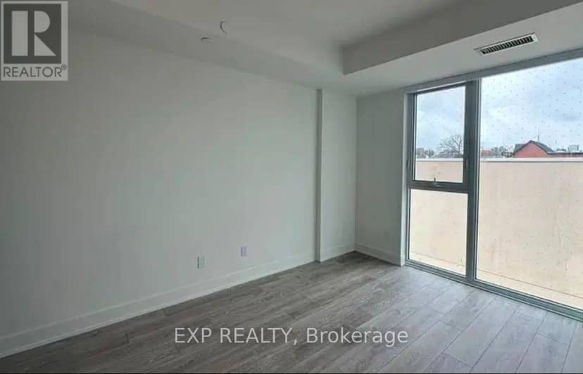 211 - 1285 Queen Street E — photo 9 of 24