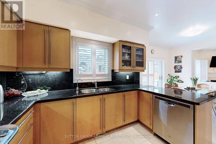 66 Tuscana Boulevard — photo 11 of 40