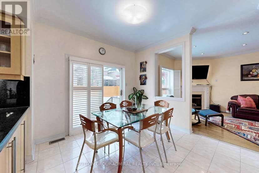 66 Tuscana Boulevard — photo 13 of 40