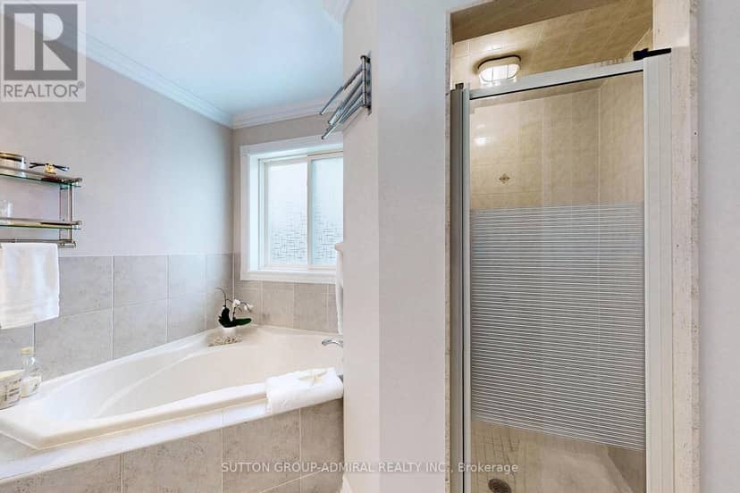 66 Tuscana Boulevard — photo 26 of 40
