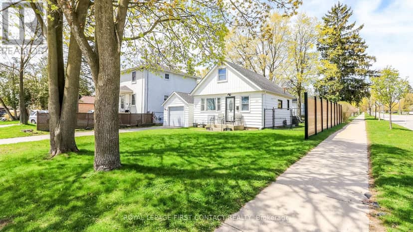 181 Napier Street, Barrie, photo 2