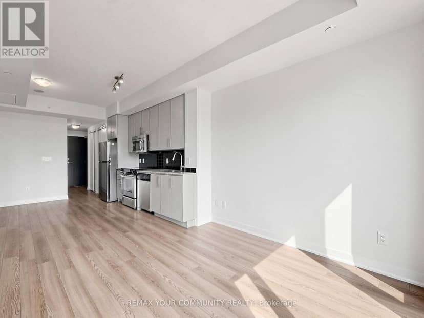 306 - 60 Berwick Avenue — photo 13 of 33