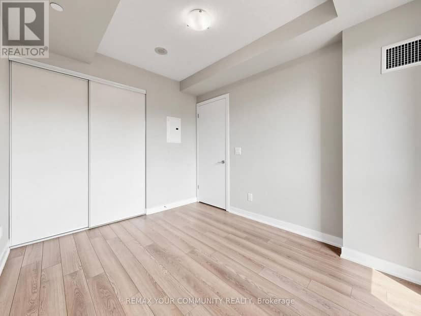 306 - 60 Berwick Avenue — photo 21 of 33